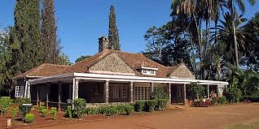 Nairobi: Elephant Orphanage, Giraffe Center, & Karen Blixen - Price and the Real Budget: Base Fee Plus Cash Entries