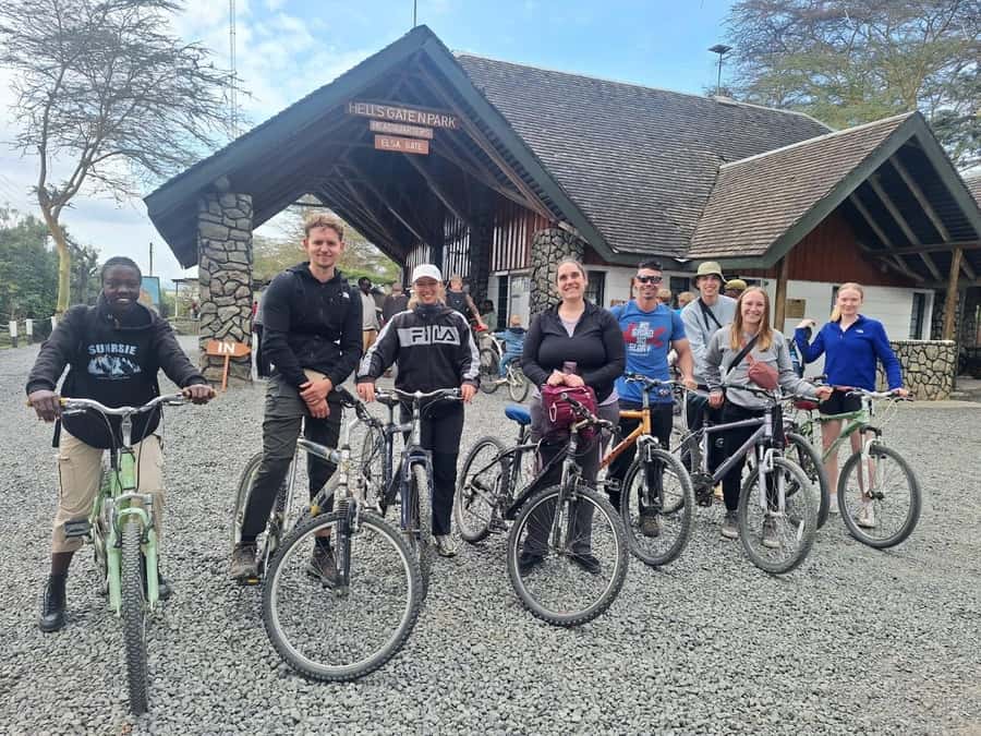 Nairobi: Hell's Gate National Park and Lake Naivasha Day … - Lake Naivasha, first the water, then the boat cruise