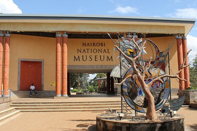 Nairobi Historical Walking City Tour - Nairobi City Center, in One Walk: How This Tour Gets You Oriented