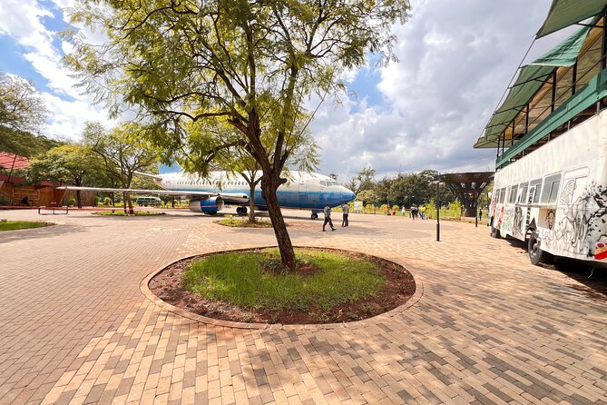 Nairobi Historical Walking City Tour - Jamia Mosque on Banda Street: heritage, architecture, and a living faith center