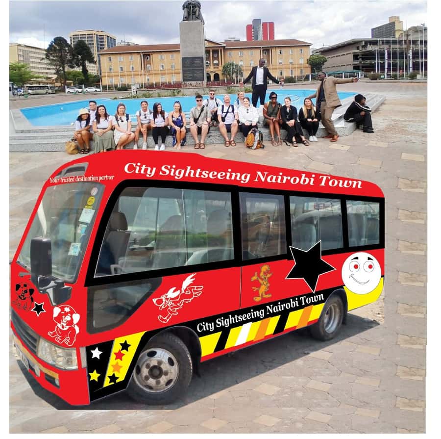 Nairobi: Hop on Hop off and Maasai market Collections Visit - The morning start at Nairobi National Museum