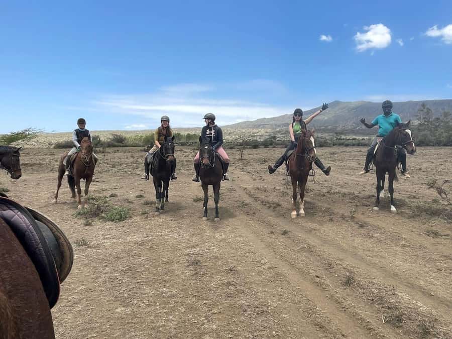 Nairobi: Horseback Riding Tour Through Maize Plantation - What to bring, what to wear, and how to avoid ride-day stress