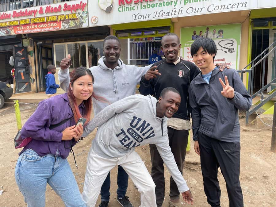 Nairobi: Kibera Slum storytelling tour with a Local - Shopping, art, and what your money can support in Kibera