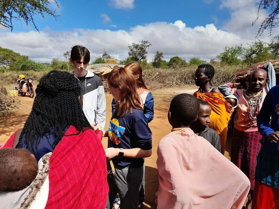 Nairobi: Masai Village Cultural day tour from Nairobi - Meeting the beadwork maker, the craft lesson that makes the visit real