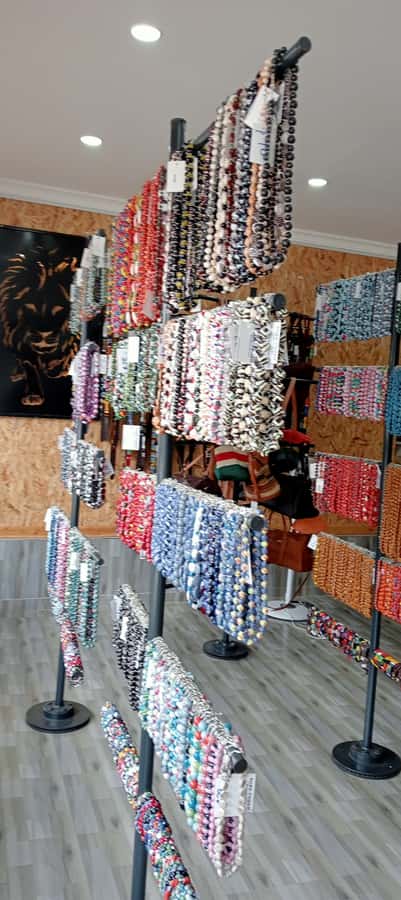 Nairobi: National Park, Elephant Orphanage, & Giraffe Centre - Kazuri or Kobe Beads Factory, Handcrafted Jewelry and Real Local Work