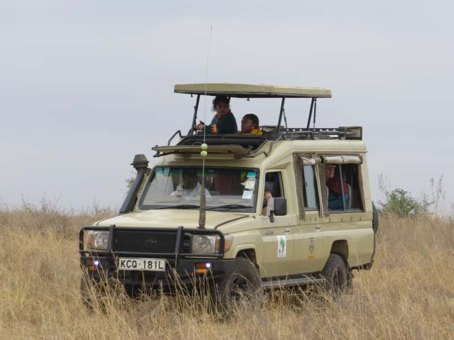 Nairobi national park: Sunrise and Sunset Tours - Coffee shop stop and souvenir time, small breaks that help
