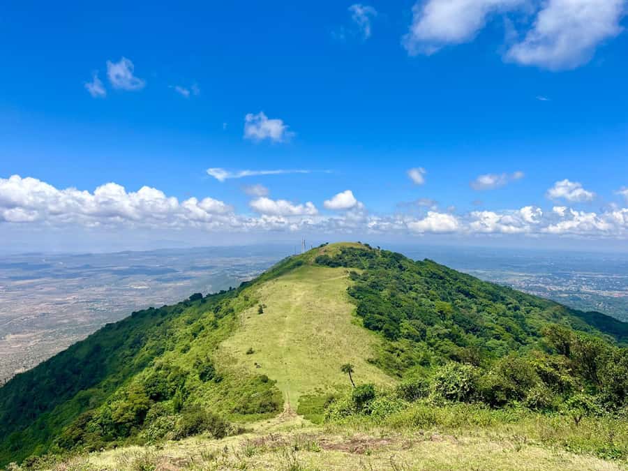 NAIROBI:Ngong Hills Day Hike,Group Tour - Who this hike suits best, and who should rethink it