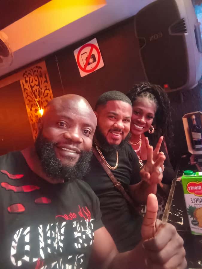 Nairobi Ultimate Bar Crawl - Timing, etiquette, and getting the most out of the club part