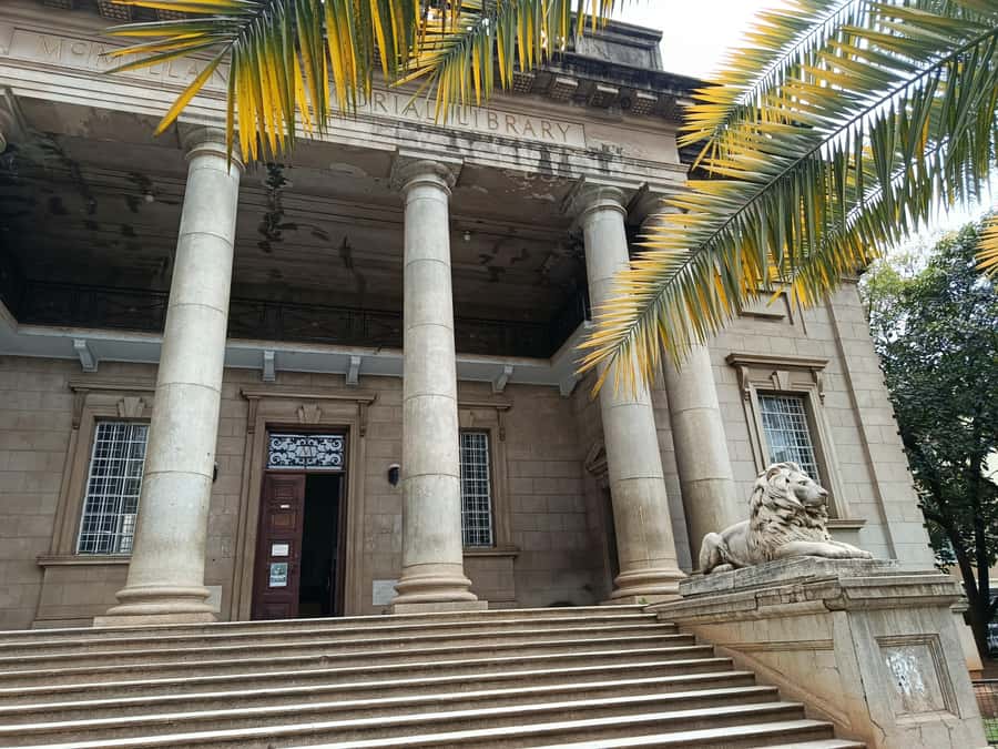 Nairobi Walking Tour, GiraffeCentre & Souvenir Shopping Tour - Your walk-and-shop route: what each part adds to the experience