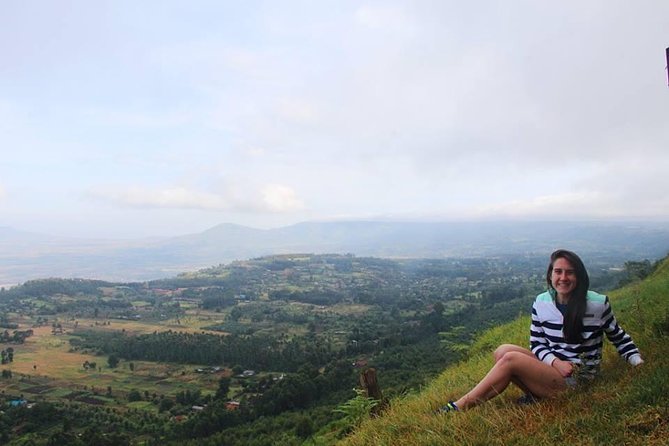Private Hiking Day Trip to Mt. Longonot from Nairobi - Lake Naivasha: lakeside lunch and an optional boat cruise with hippos and fish eagles