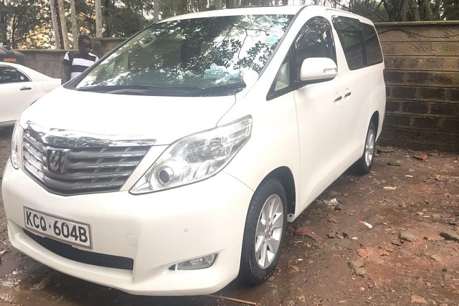 Private Luxury car hire for transfer from Nairobi to Arusha - Key highlights at a glance