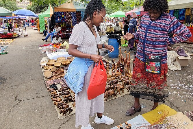 Souvenir Crafts, Fabric Shopping & Hair Braiding & City Tour - Lunch on Your Own, and How to Fit It Without Stress