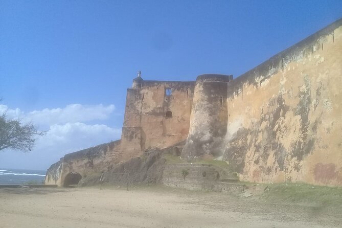 Walking Tour Through Old Town Mombasa and Fort Jesus - Safety and comfort with Humphrey Ndungu Tours