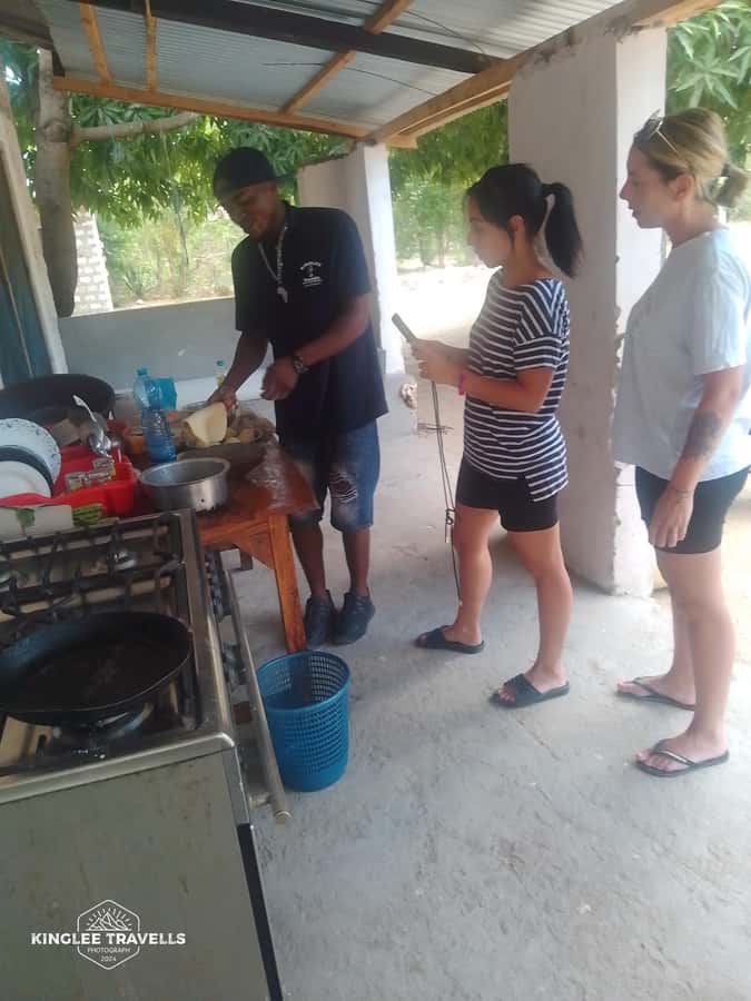 Watamu: Learn Kenyan Cusine with Jonathan - Samosas and the shared meal: eating while the lesson is fresh