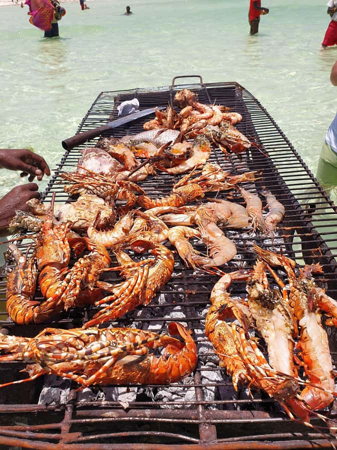 WATAMU: MALINDI: SARDEGNA ISLAND & MALINDI MARINE PARK - Lunch on the water: seafood BBQ made with local ingredients