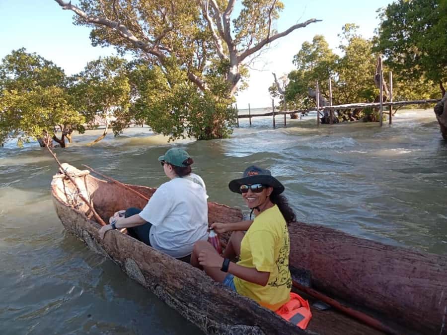 Watamu: Sunset Mangrove Canoe Tour with Coconut Drink - Quick take: what makes this Watamu mangrove tour special